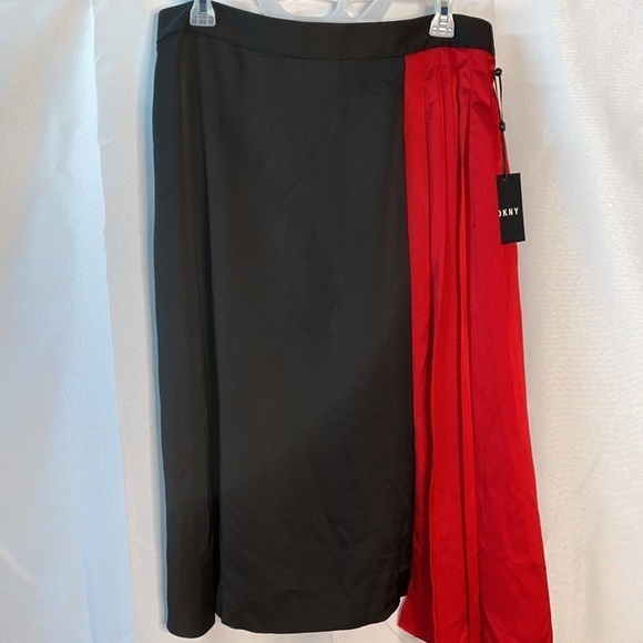 DKNY ASYM PLEATED SKIRT - Picture 5 of 11